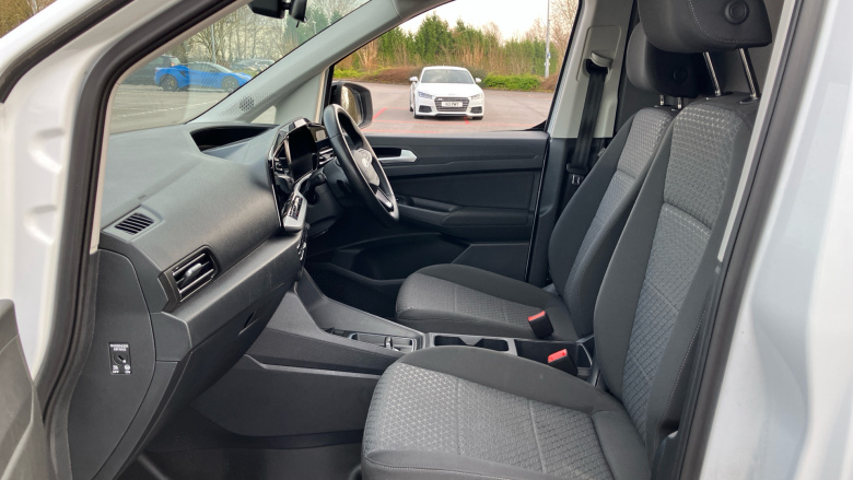 Ford Transit Connect 240 L2 Diesel 2.0 EcoBlue 122ps Limited Van Auto